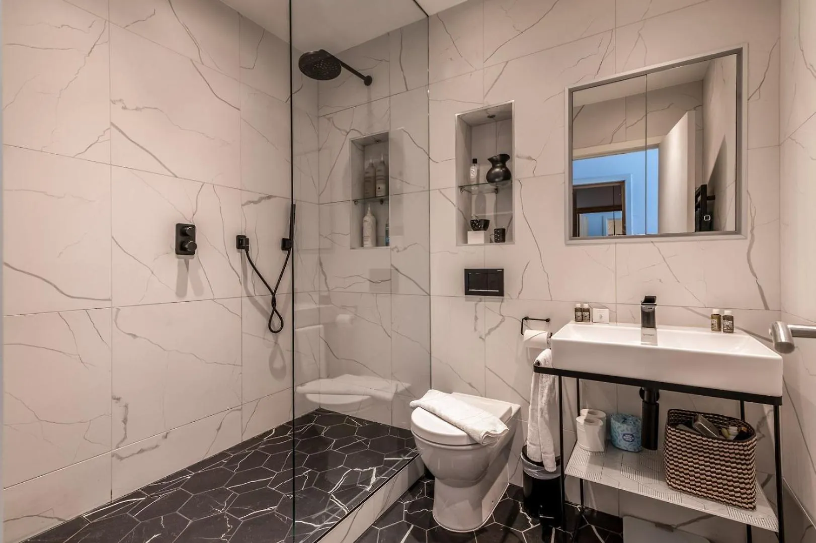 Apartment Stylish Hackney Wick Home London United Kingdom